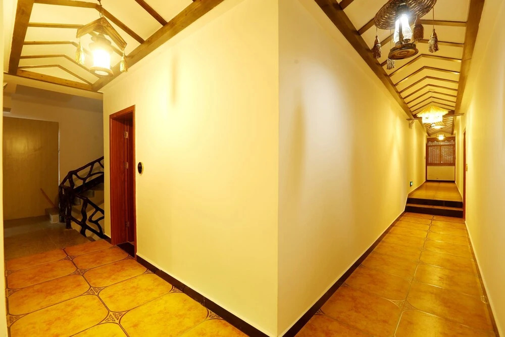 Memory of Xiangxi Humanities Theme Inn