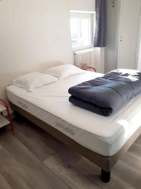 House With 7 Bedrooms in Montsalvy, With Enclosed Garden and Wifi - 55 km From the Slopes