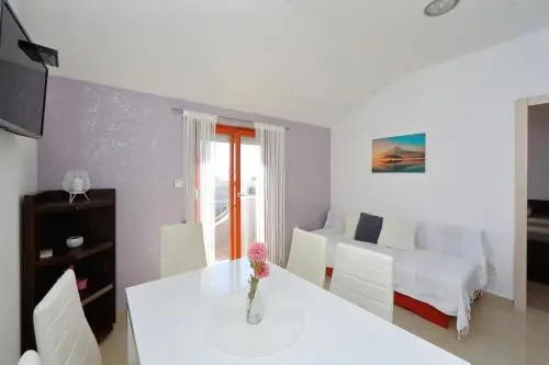 Sara Apartments
