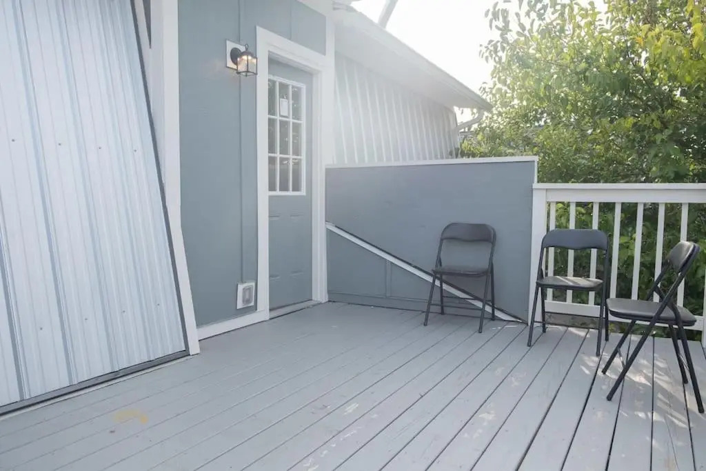 New 4 Bedroom House for Downtown Travelers!!!