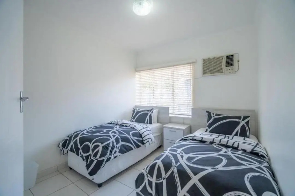 Durban Halaal Accommodation "No Alcohol Strictly Halaal No Parties" Entire Luxury Apartment, 3 Bedrooms, 6 Sleeper, Self Catering "JUST LOCK AND GO"