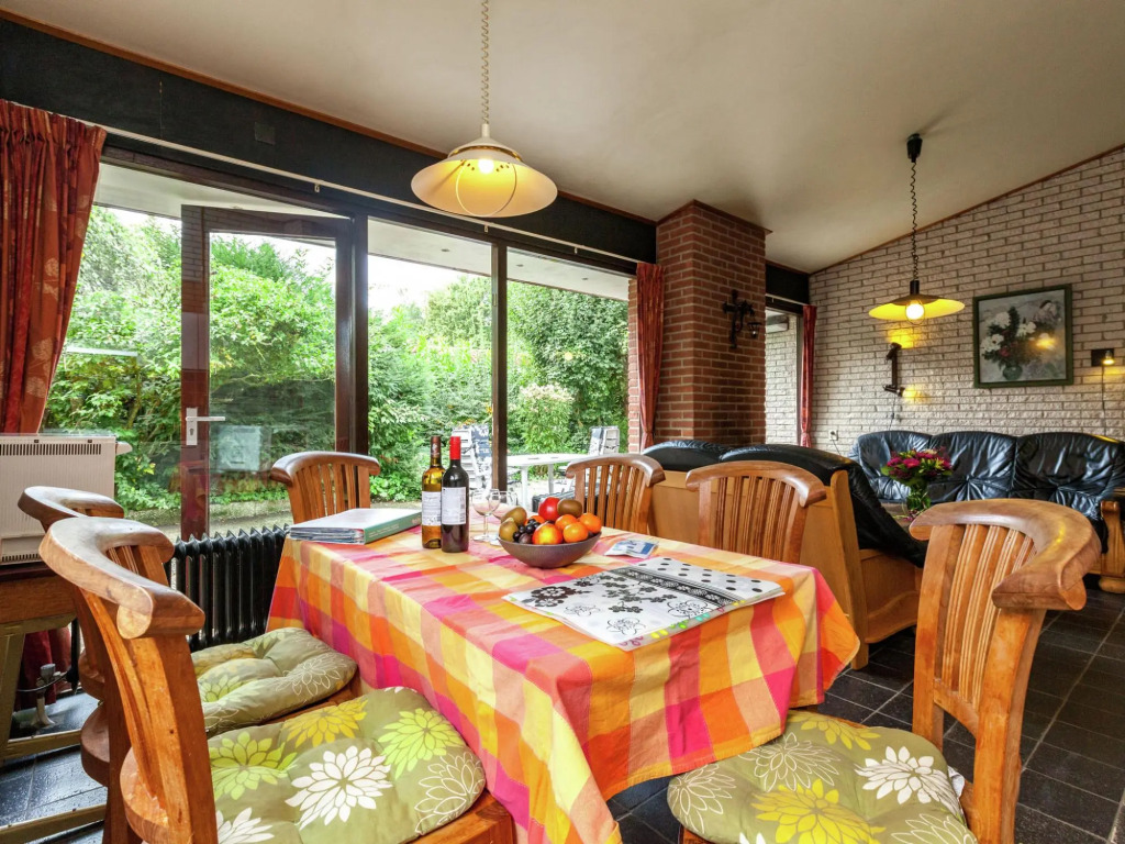 Comfortable, Detached Bungalow 65 m2