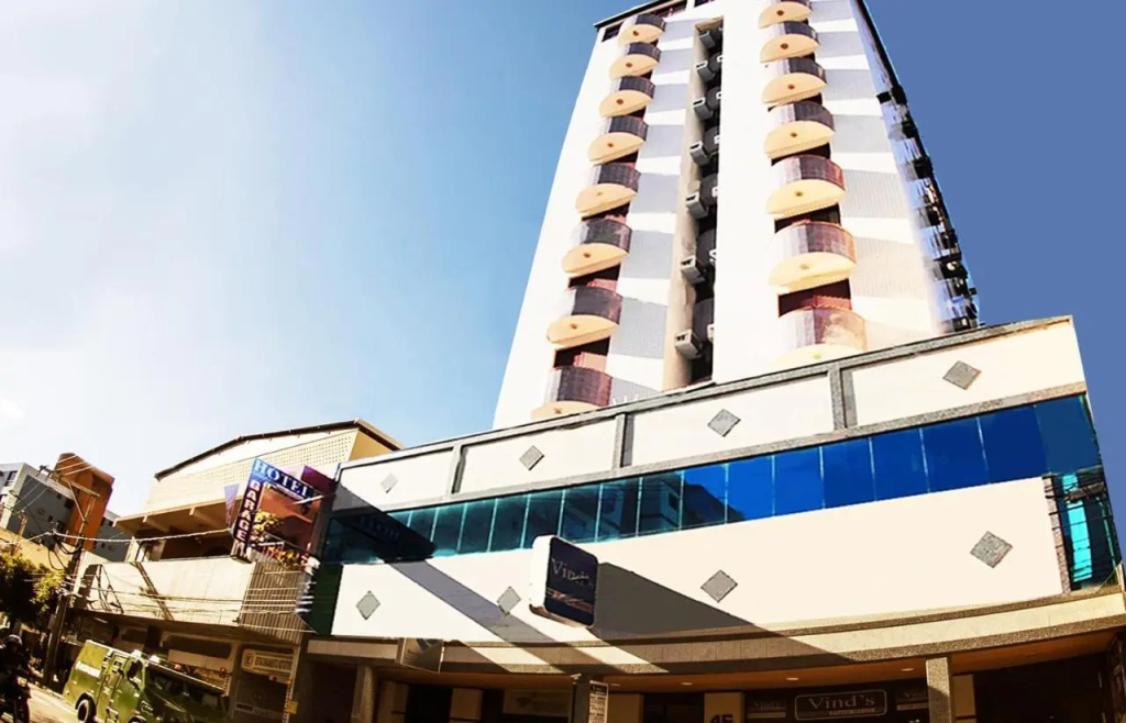 Vinds Plaza Hotel