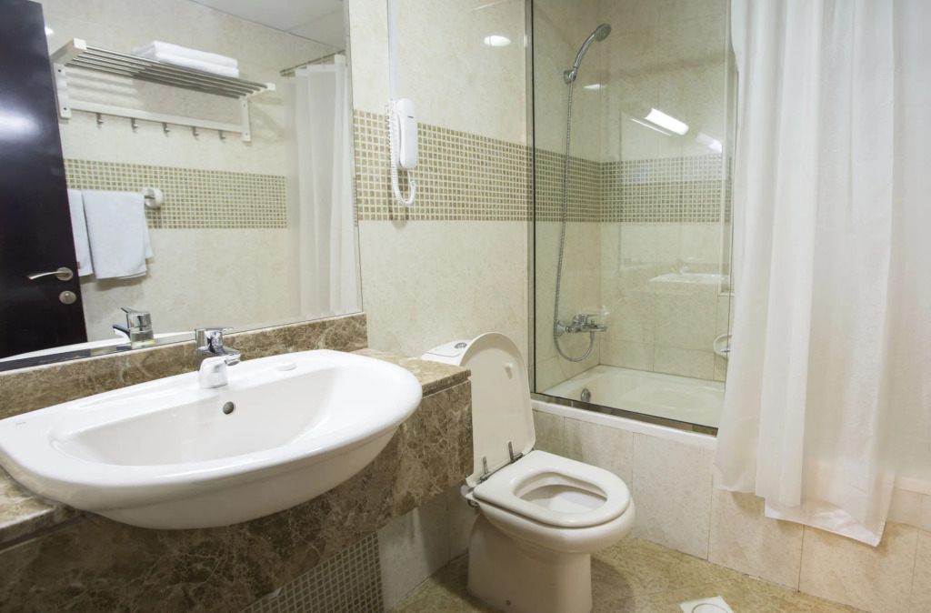 Travellers Hotel Apartment