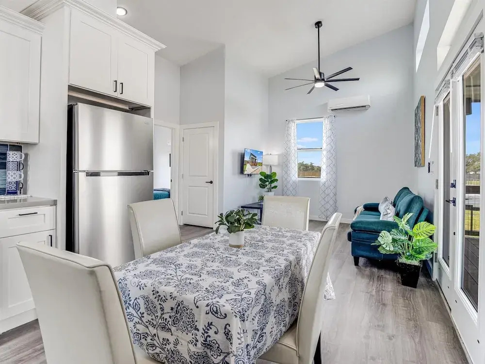 The Blue Flower 2 Bedroom Home