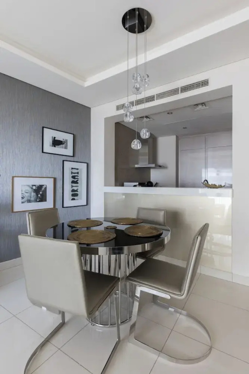 Cozy 1BR with balcony Damac Towers