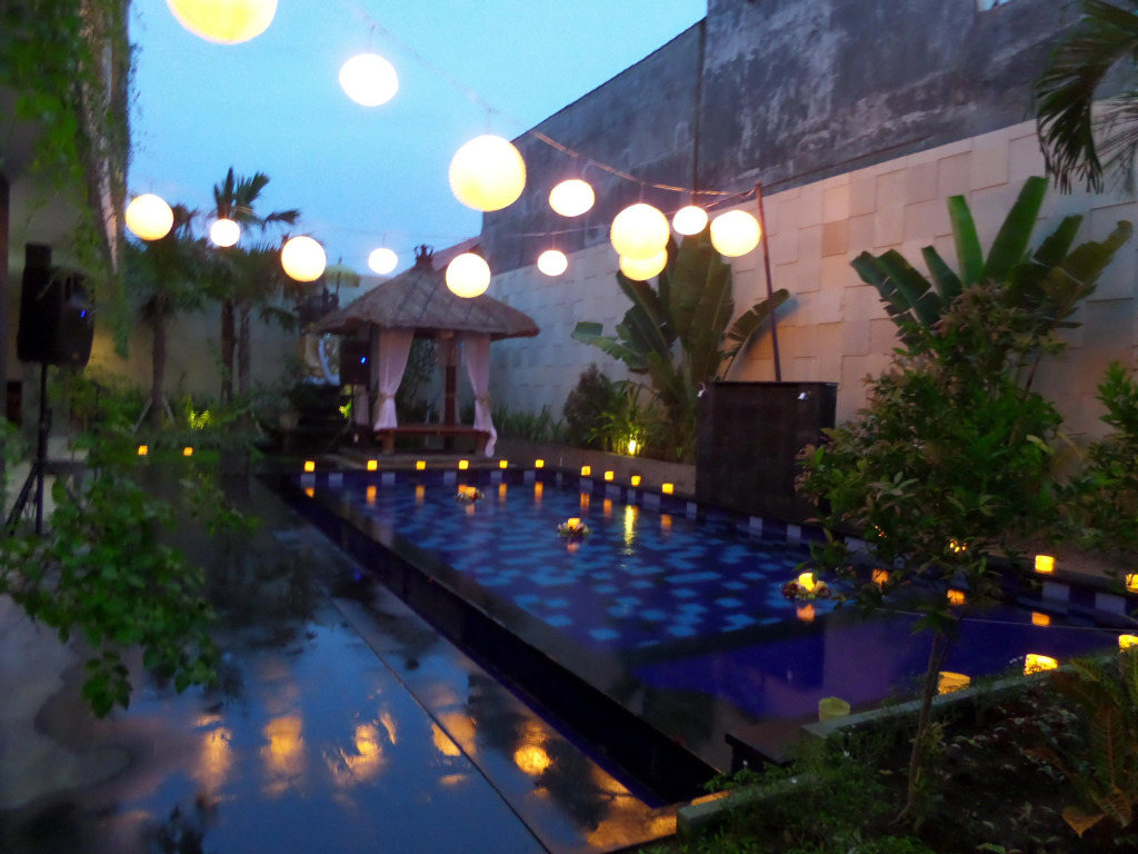Mansu Hotel and Restaurant