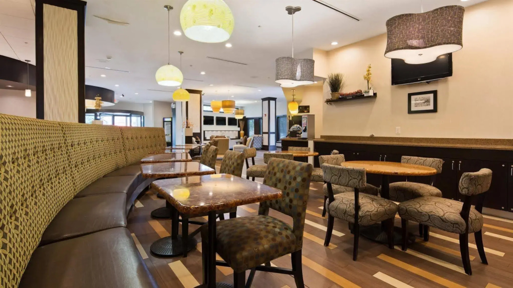 Sonesta Essential Indianapolis Airport