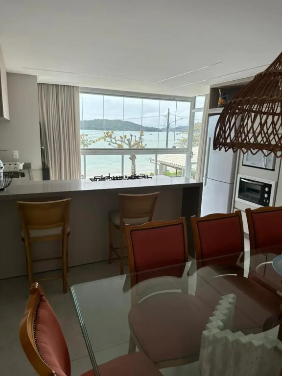 Apartamento Frente Mar em Porto Belo