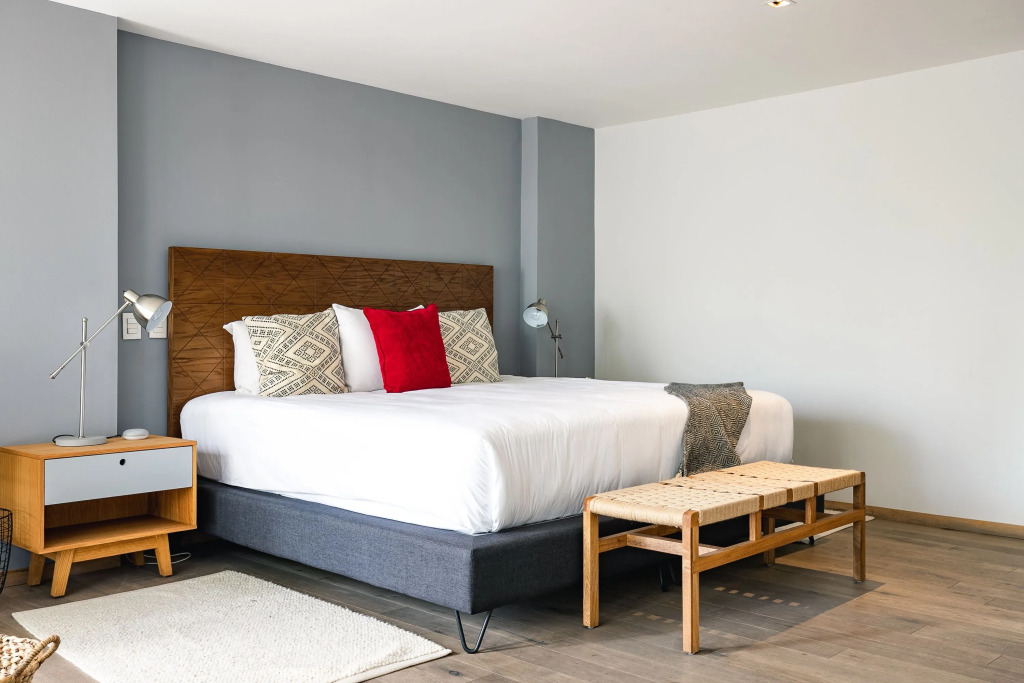 Casai Luxury Designer Apt in the Best Location