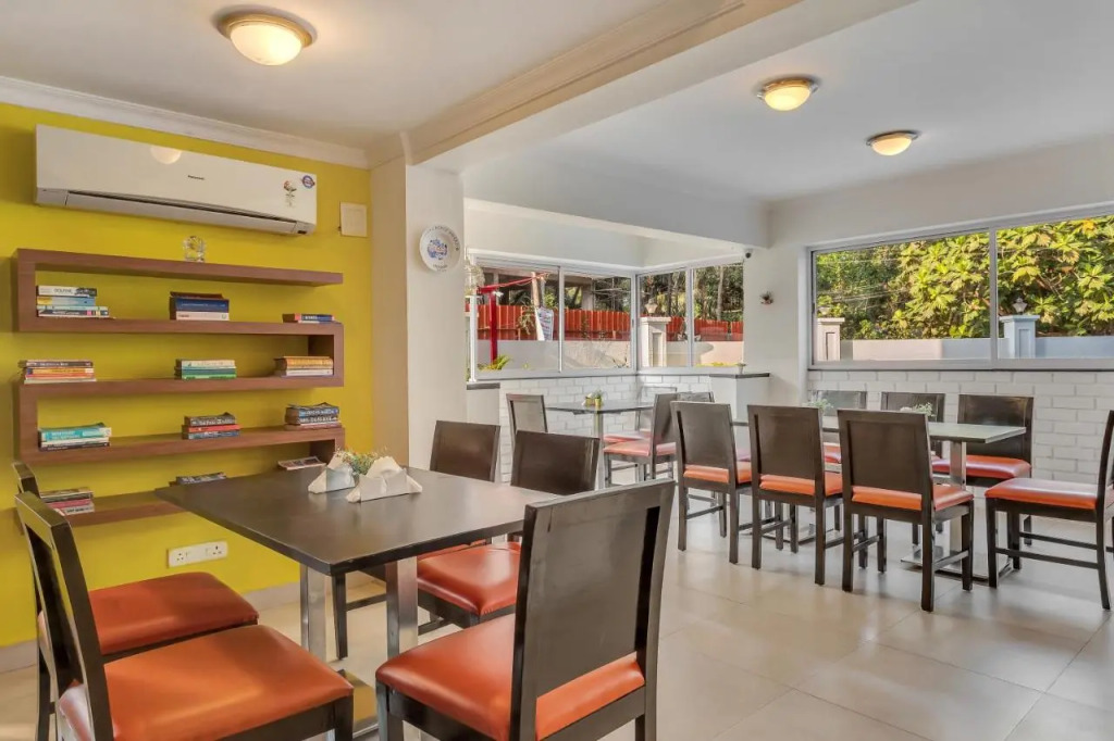 OYO 2119 Hotel Arotel Rooms@Suites