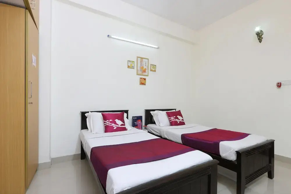 OYO 20007 SilverKey Thoraipakkam