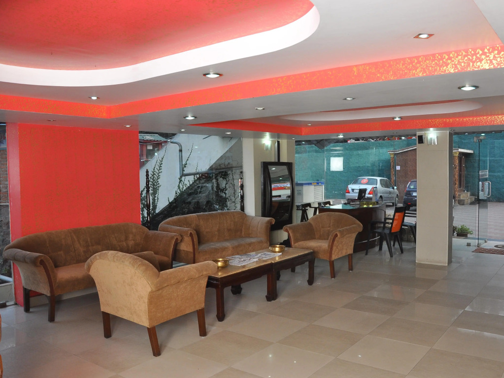 Hotel Grand Paradise Inn