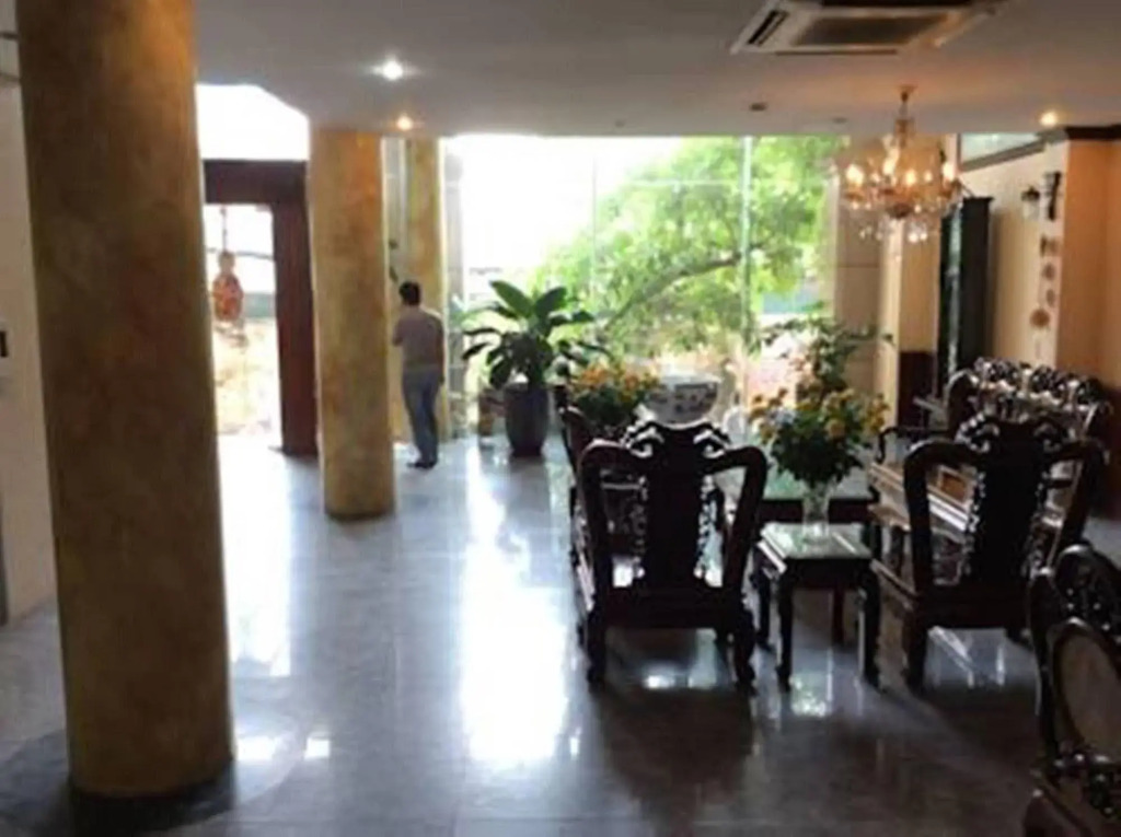 Phuong Thu Hotel