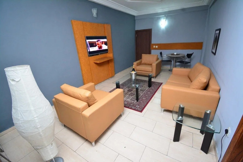 Signatious Hotels & Suites Lagos