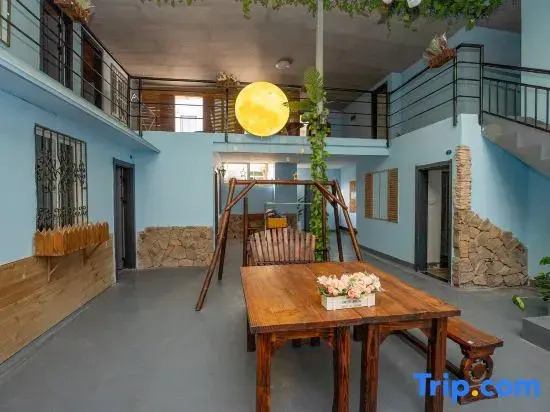 Haijunlan Inn