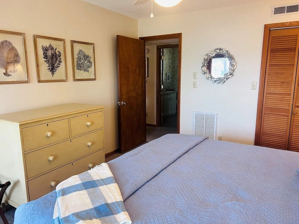 Dry Dock - 4 Br Home