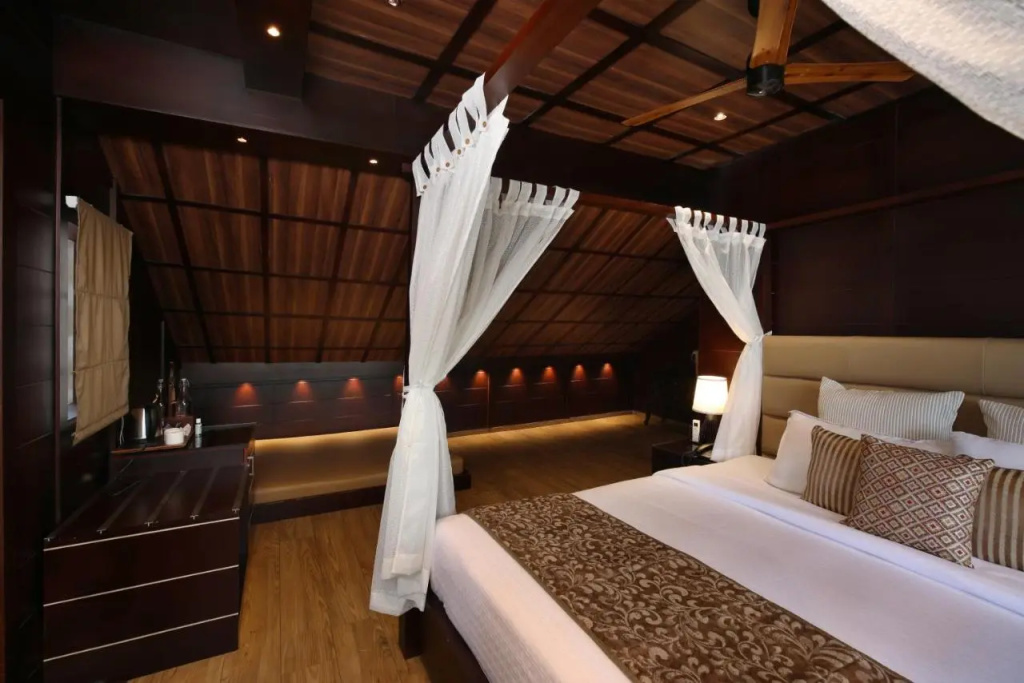 Maliekal Heritance Cherai Beach Cochin