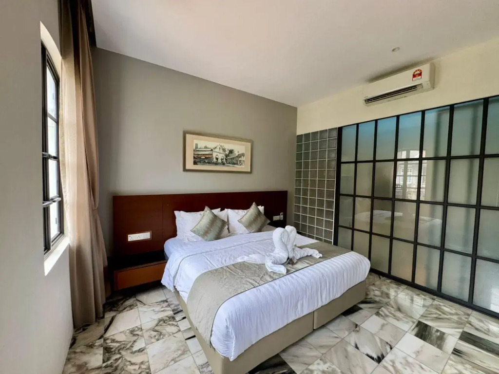 Macalister Terraces Hotel