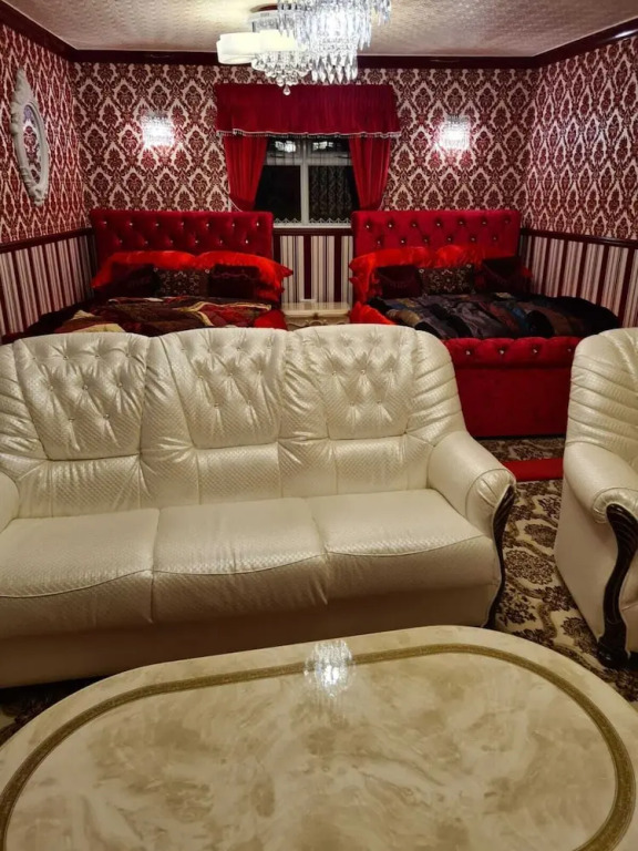 Luxurious, Stunning Detached Bungalow in Derby