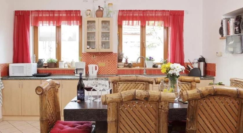 Pension Sebastian a vinný bar Prostě SKLEP
