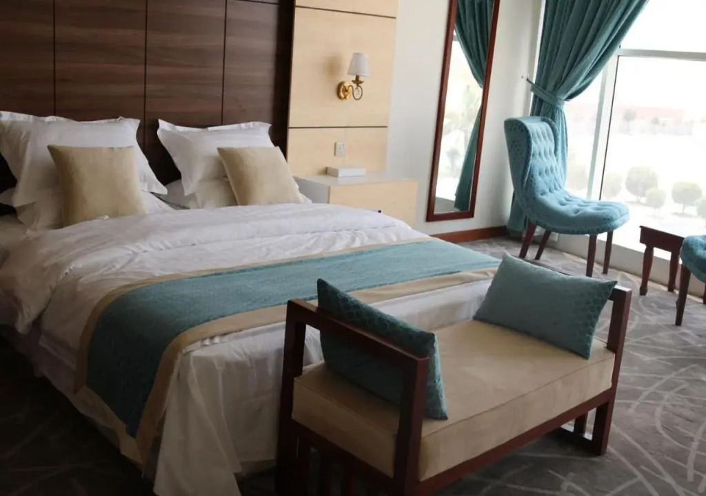 Aral Suites