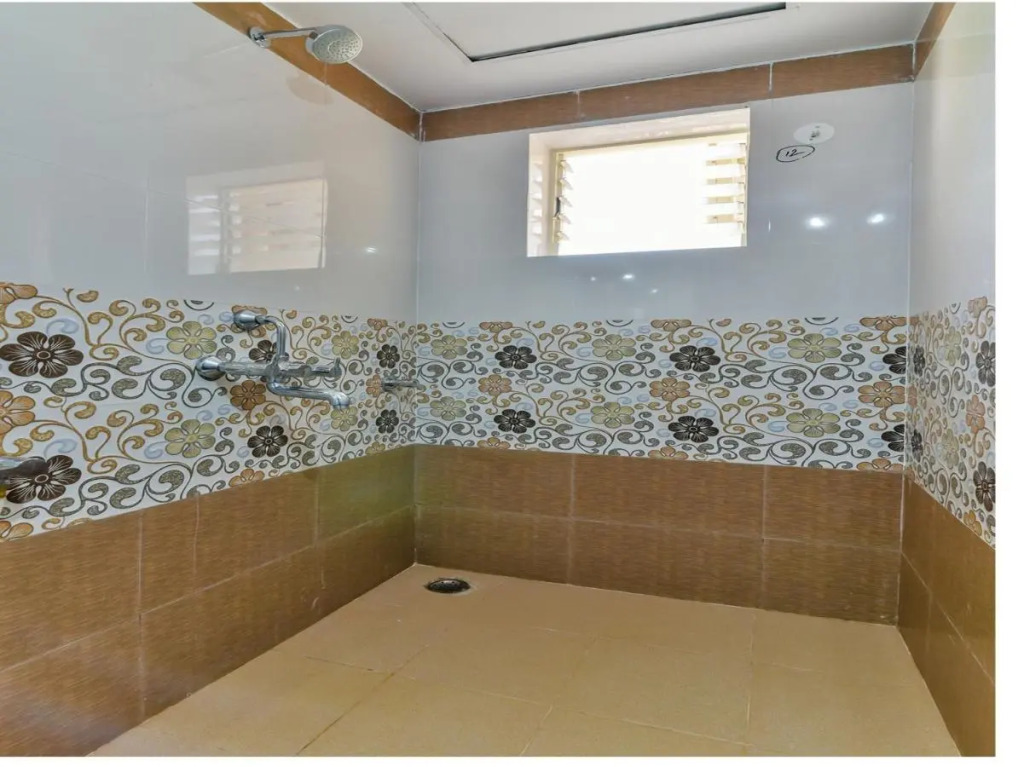 Swarnam Banquet Hall And Hotel