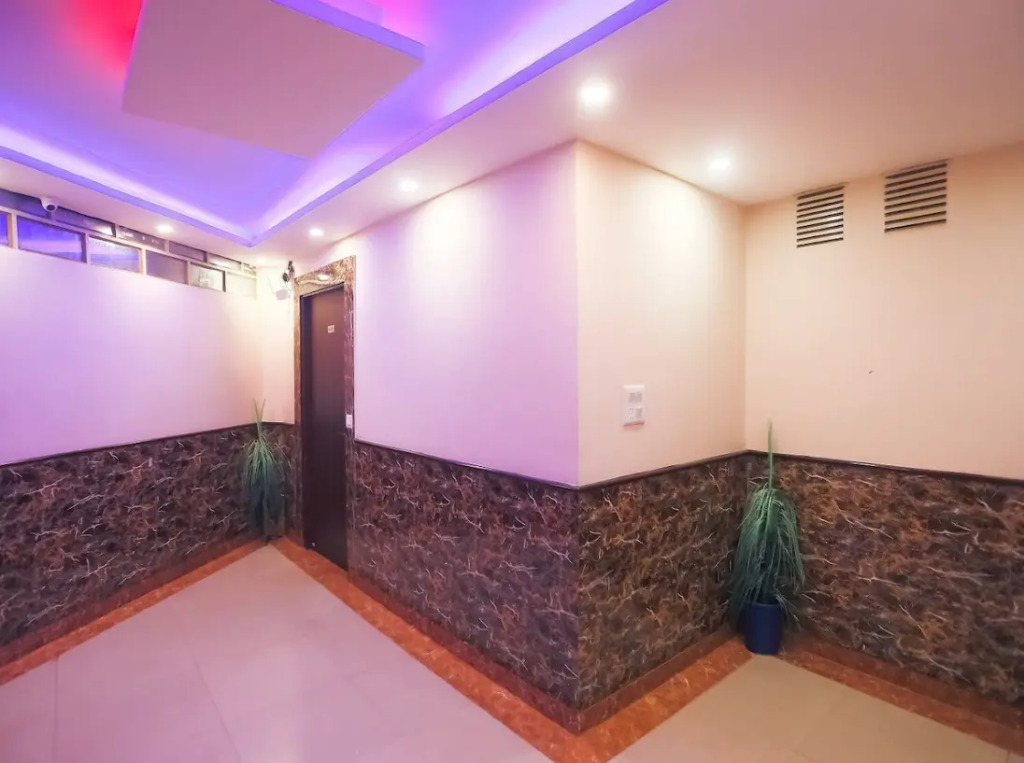 Hotel Silver Stay By Grb