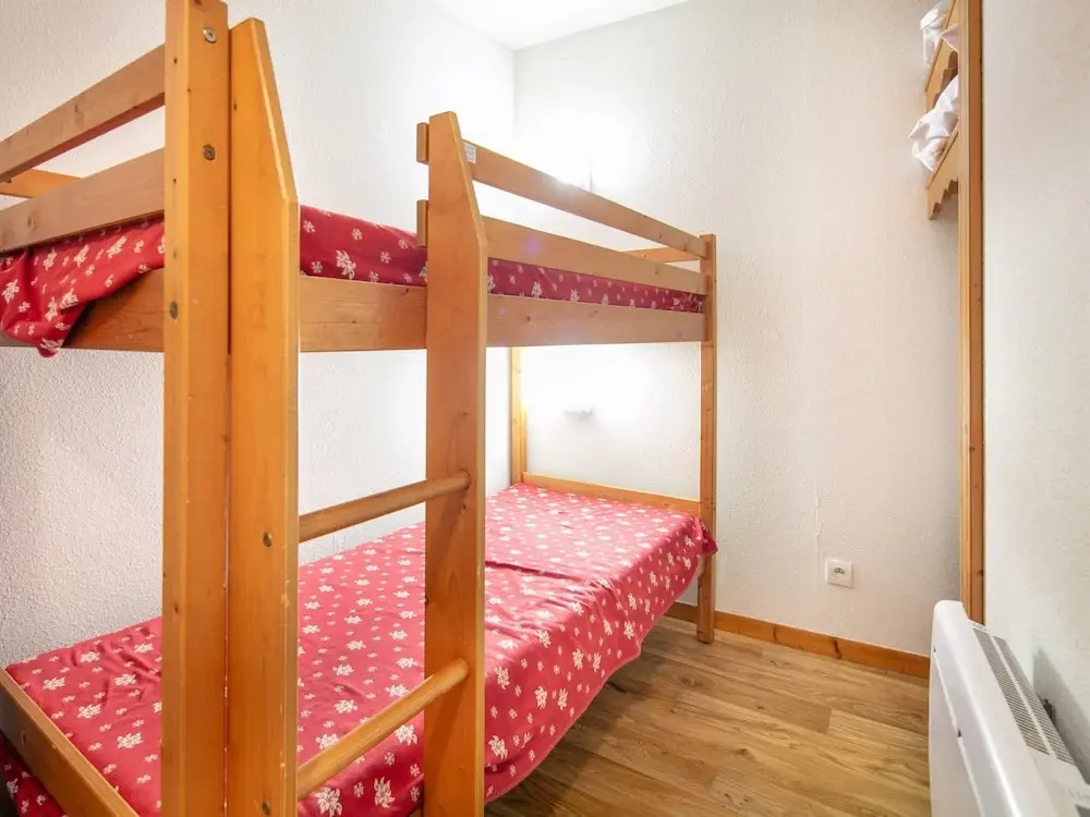 Serene Alpine Stay for 6 Guests