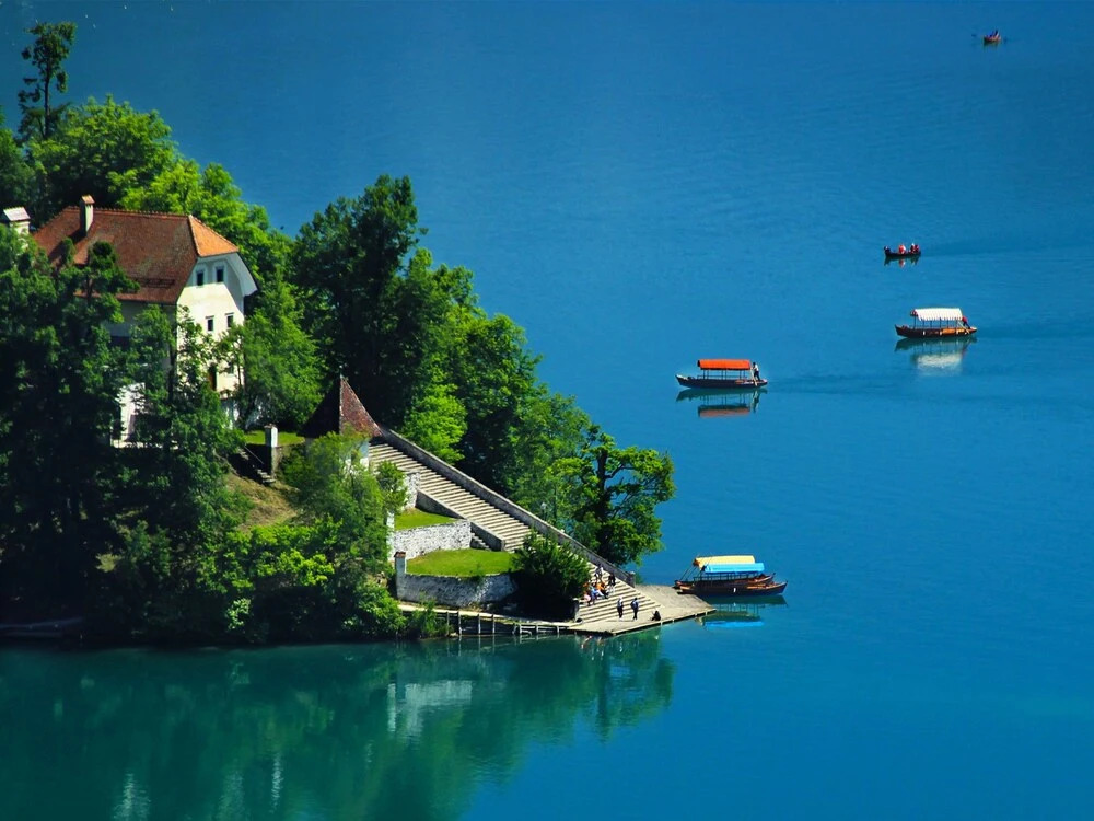 Detached House With Garden Terrace, Near Lake Bled