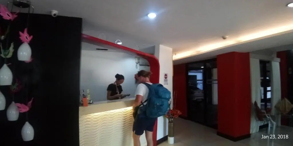 Travelbee Business Inn
