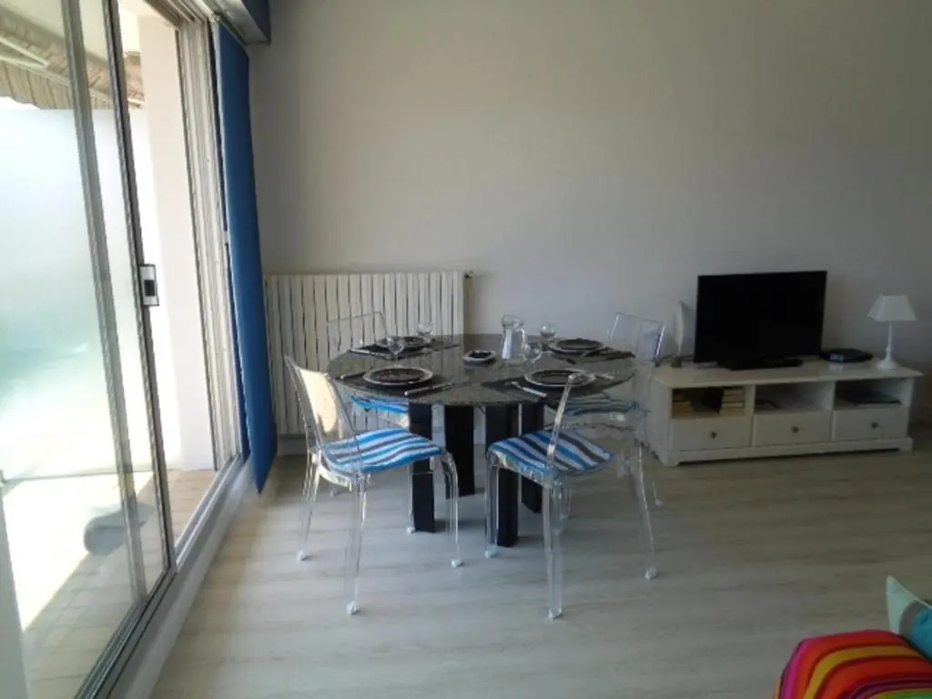 Appartement Arcachon, 1 pièce, 2 personnes - FR-1-374-28