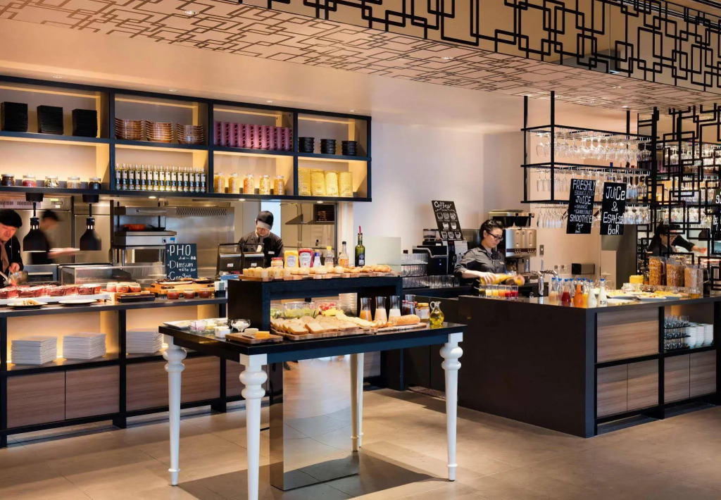 Courtyard by Marriott Shin-Osaka Station