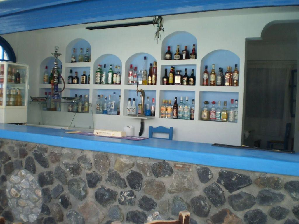 Roula Villa Studios & Apartments