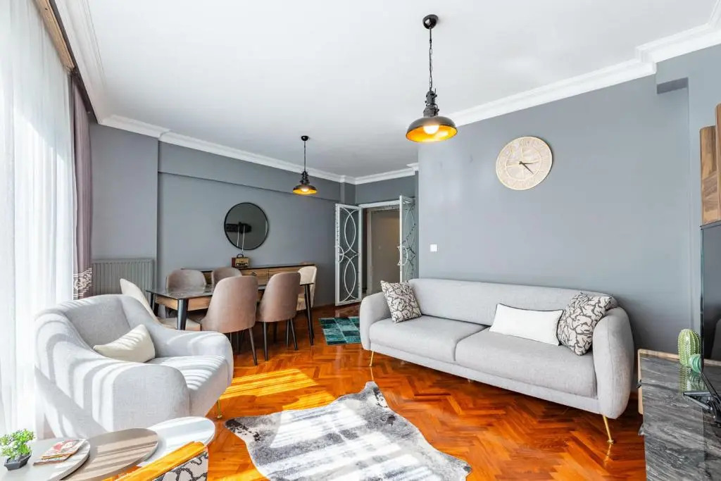 Stylish Apartment in Moda near Popular Attractions with Balcony