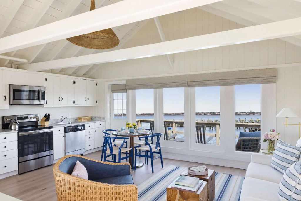 The Cottages at Nantucket Boat Basin
