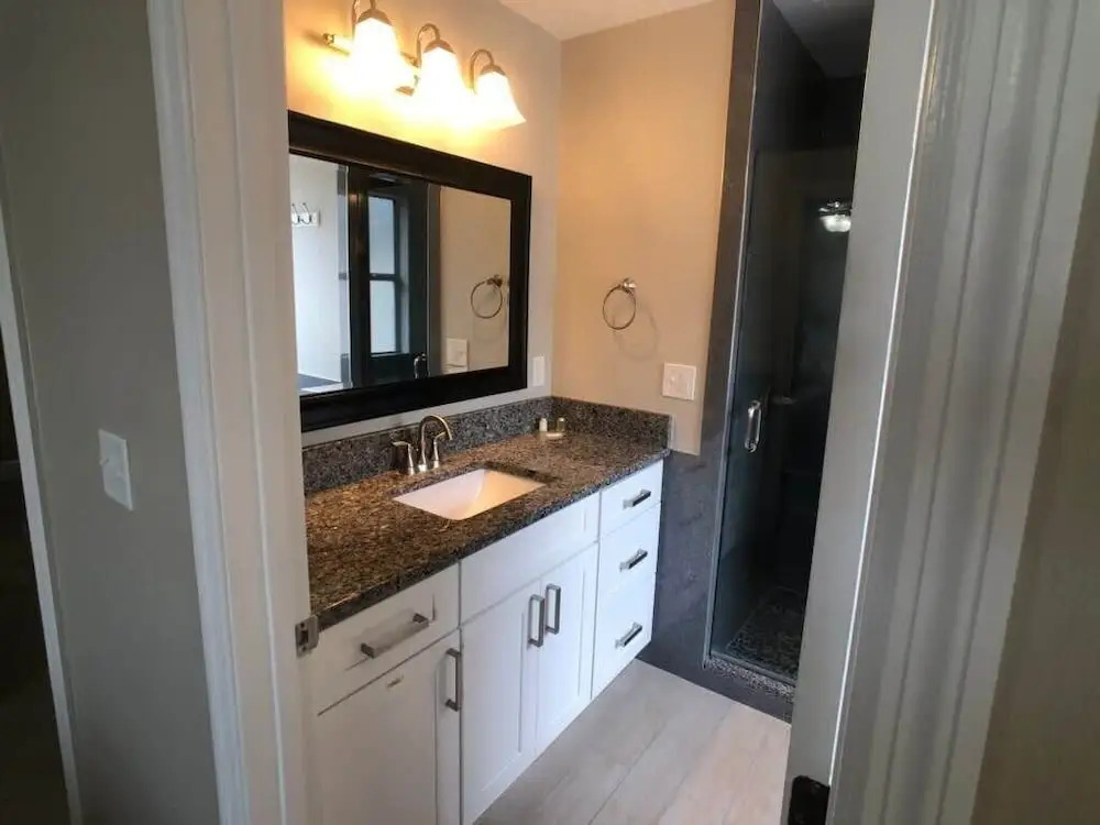 Beautiful Remodeled Private Pool Home