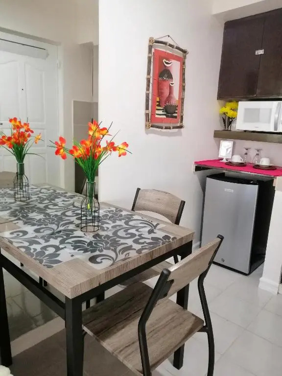 Evelyns Place at Tagaytay 2