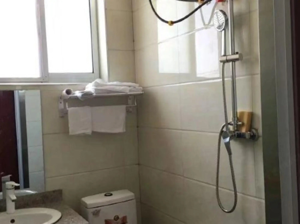 Tangjia Hotel