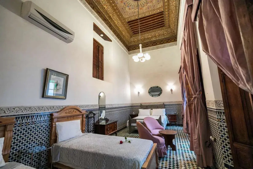Riad Gemstone