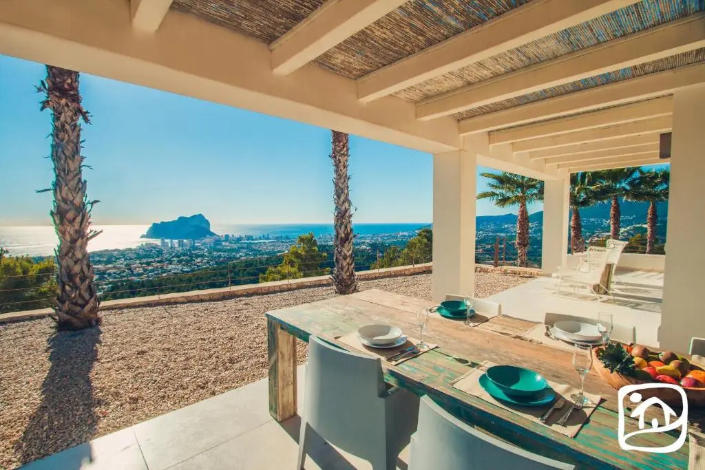 Villa Rosina by Abahana Villas