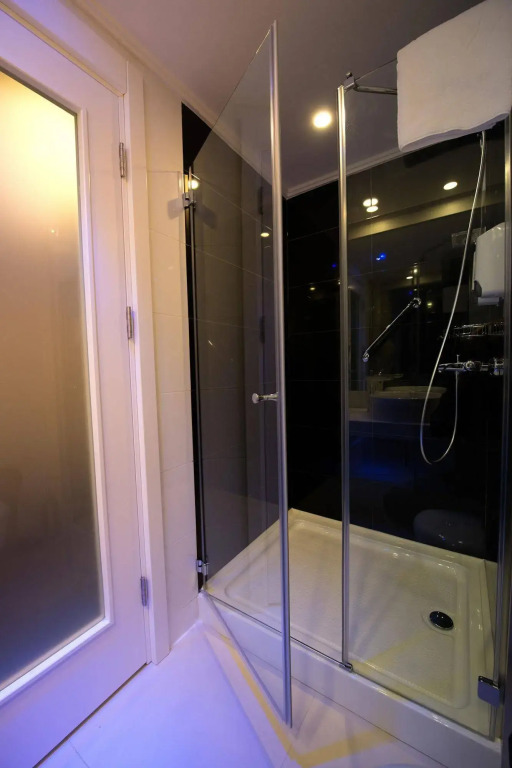 Liv City Hotels Basın Ekspres