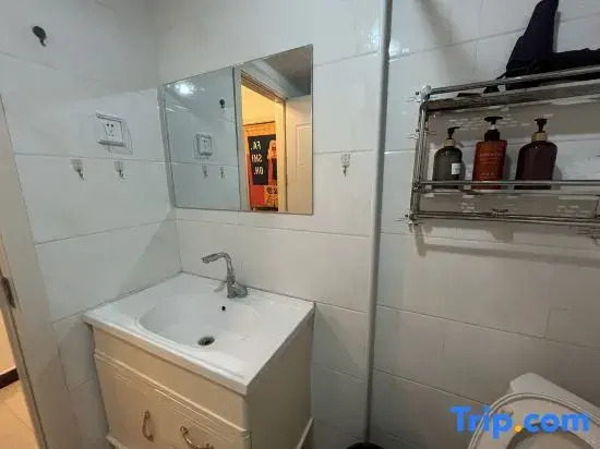 Leyee Capsule Hostel (Hailiang Square)