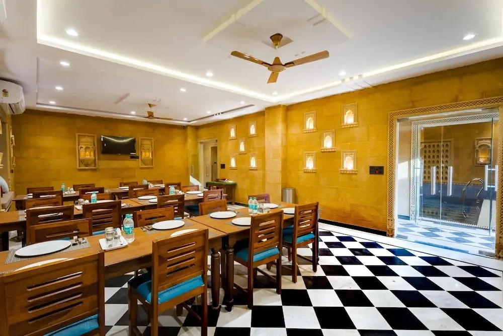 Hotel Sky Residency With Swimming Pool