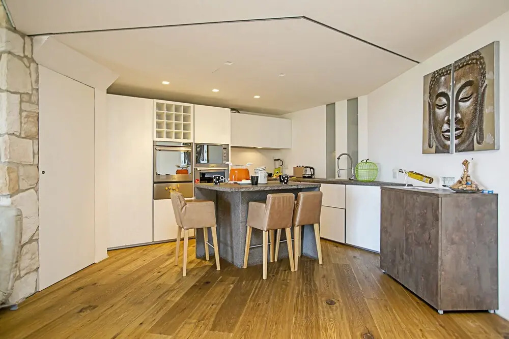 Riva Suite Lake View