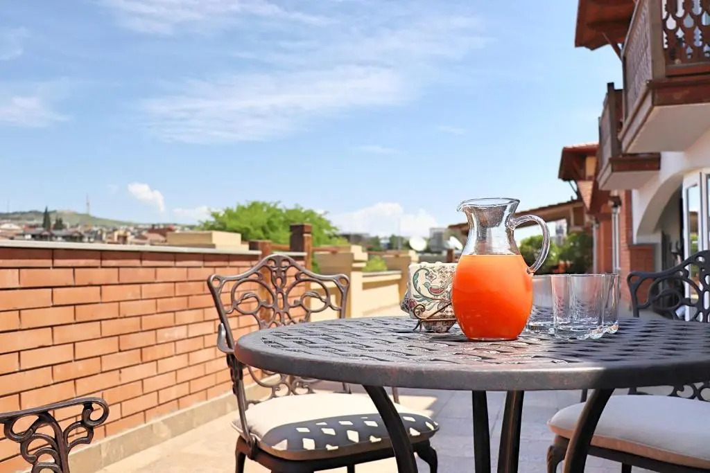 Penthouse Apartment 401