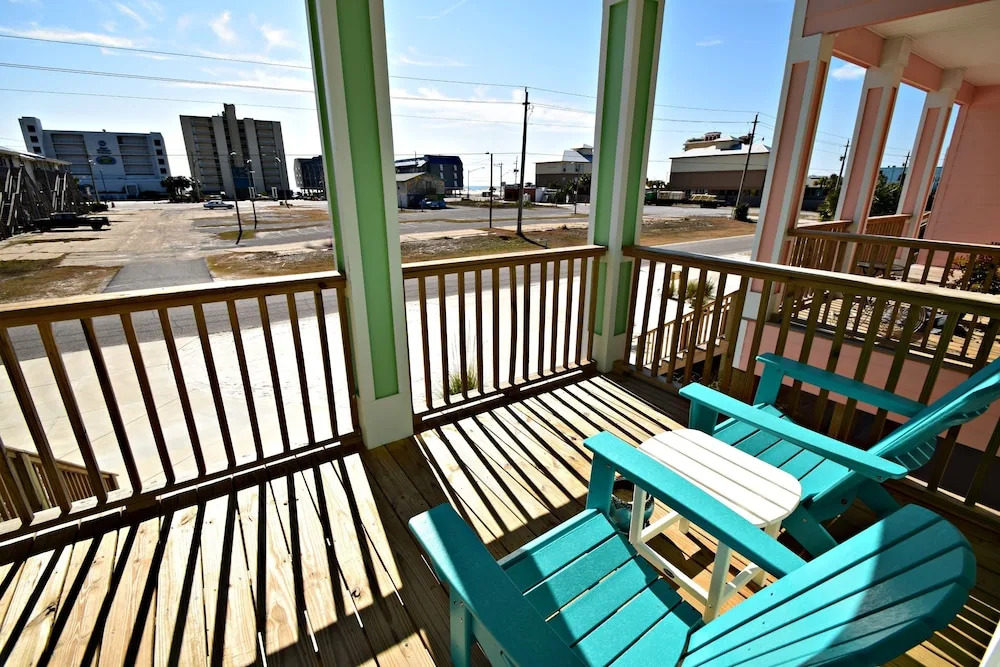 A Beach Life 3A 3 Bedrooms 3 Bathrooms Home
