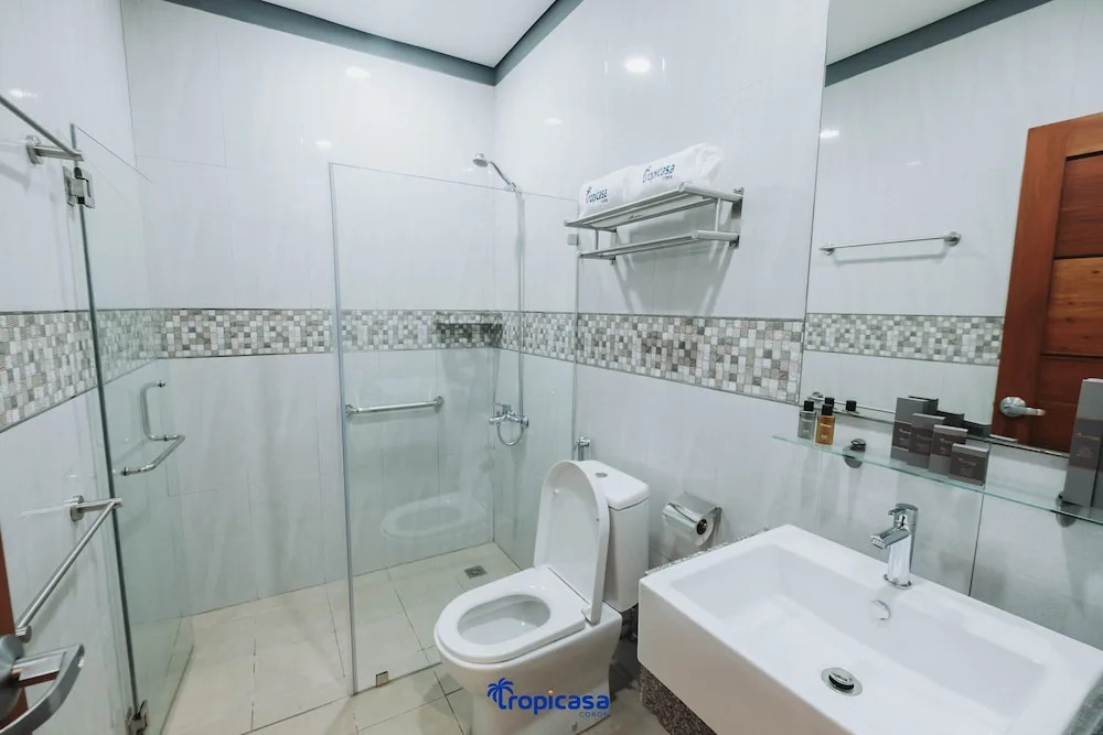 Tropicasa Coron Resort And Hotel