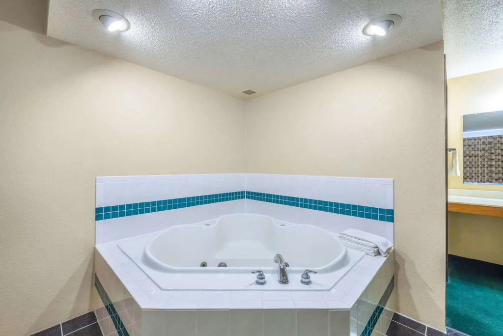 Royal Inn & Suites Milaca
