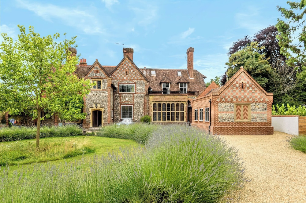 Higginson House